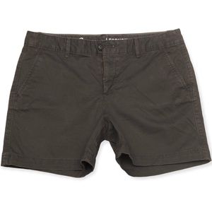 Eddie Bauer Womens Legendwash Slightly Curvy Shorts Size 8 Gray Cotton Stretch